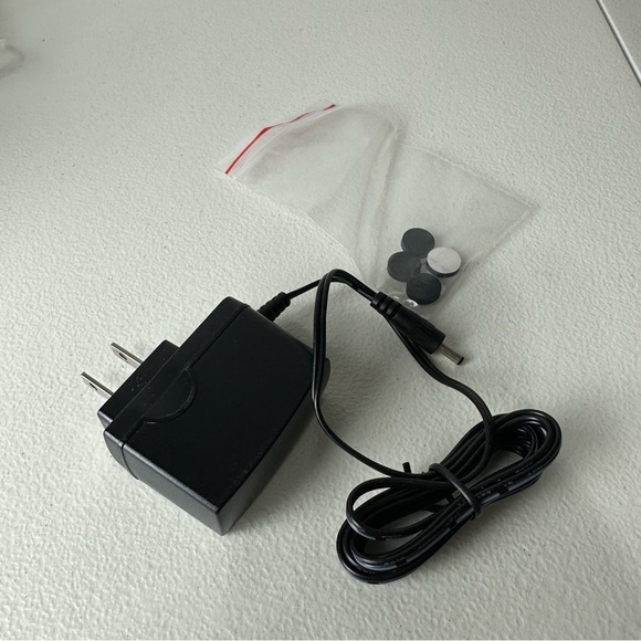 TP-Link 5-Port Gigabit Desktop Switch TL-SG105 - Picture 6 of 10